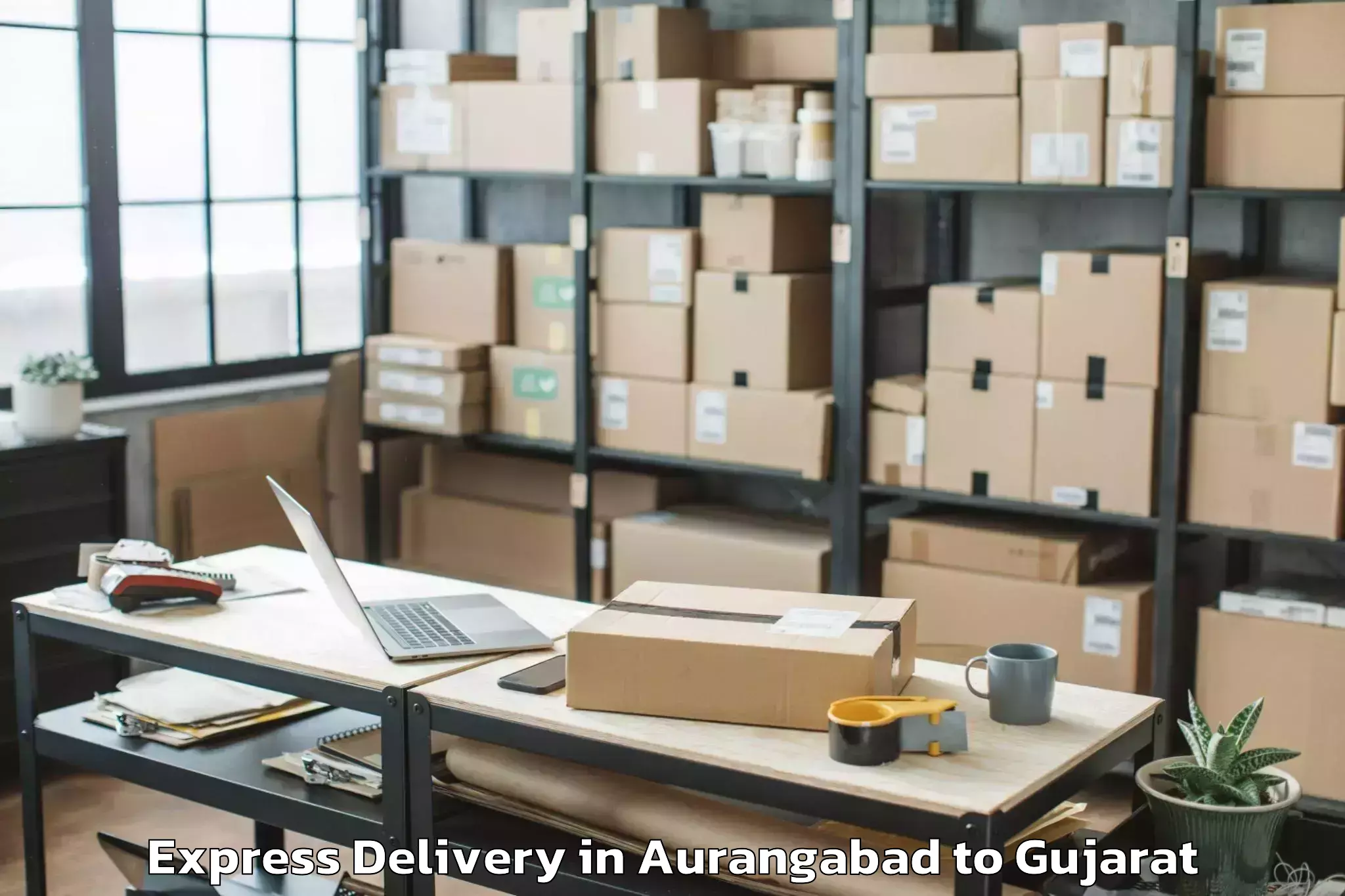 Professional Aurangabad to Dhari Express Delivery